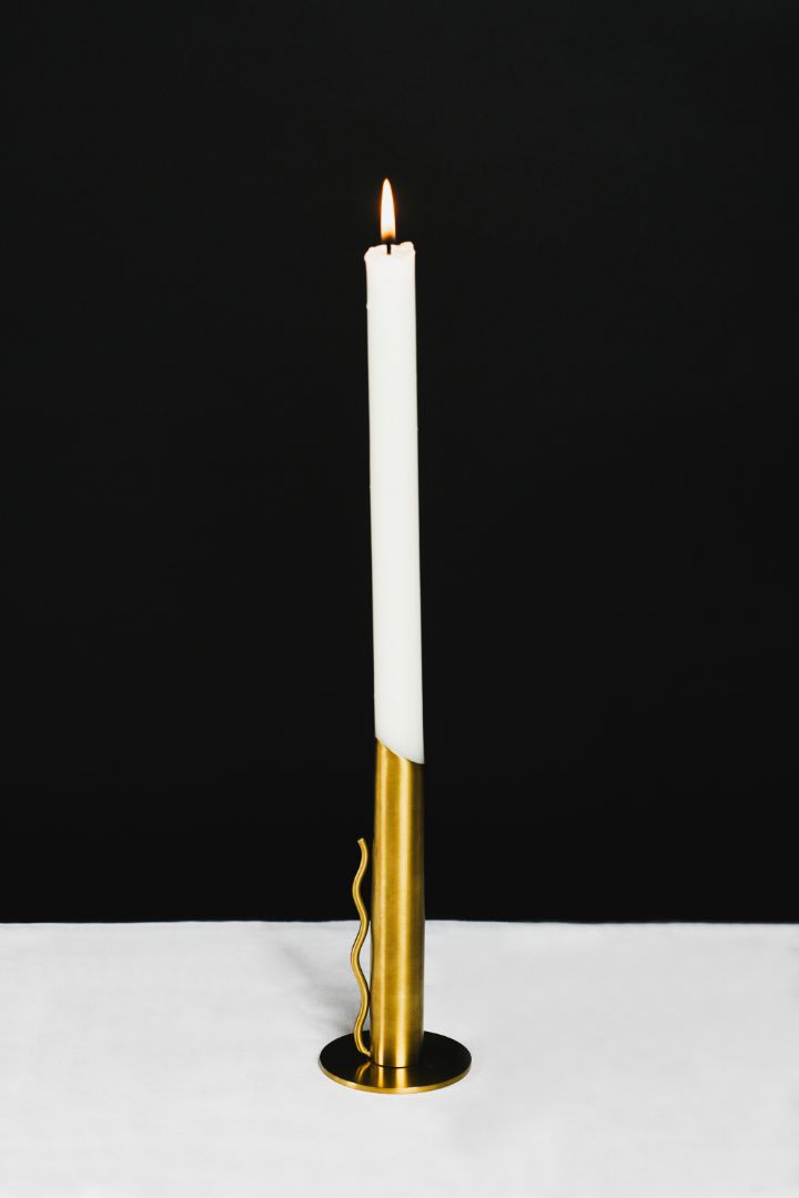 Byaas | Verso Wave-Handle Taper Candle Holder, Burnished Brass (view 2)
