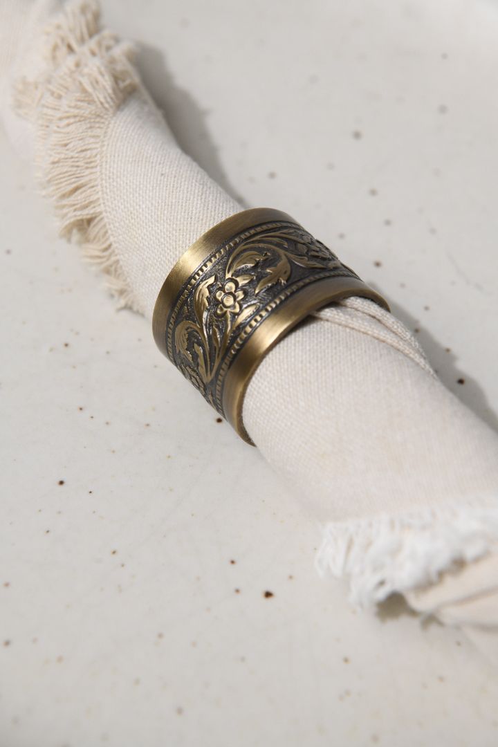 Anaar Brass Napkin Rings – Set of Four