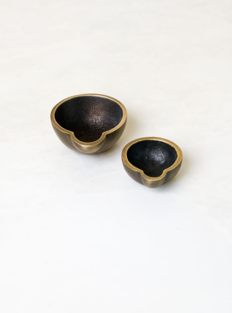 Diya Burnished Brass Tealight Holder – Large
