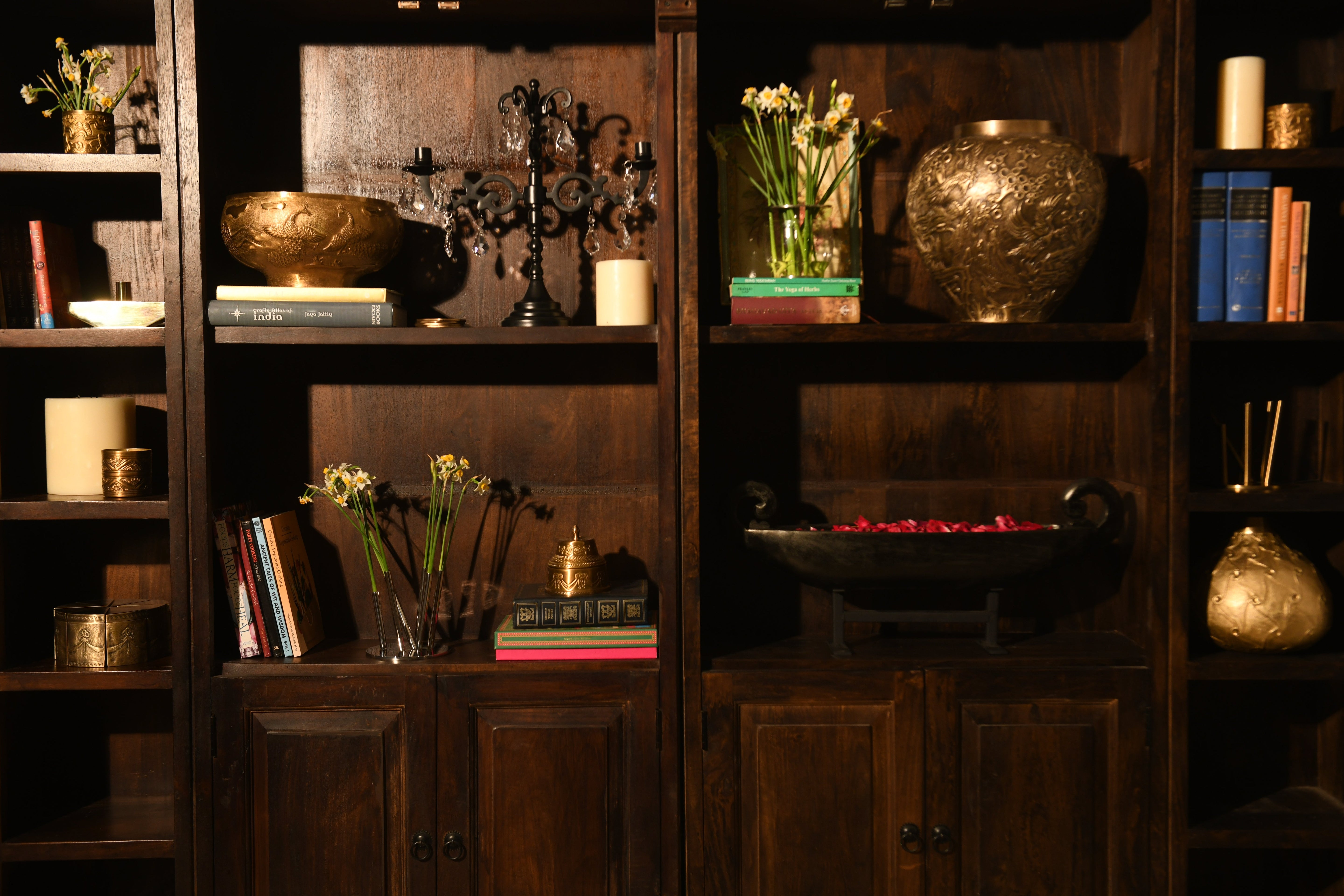 Quiet Luxury Home Decor: Achieving the Old Money Interior Look