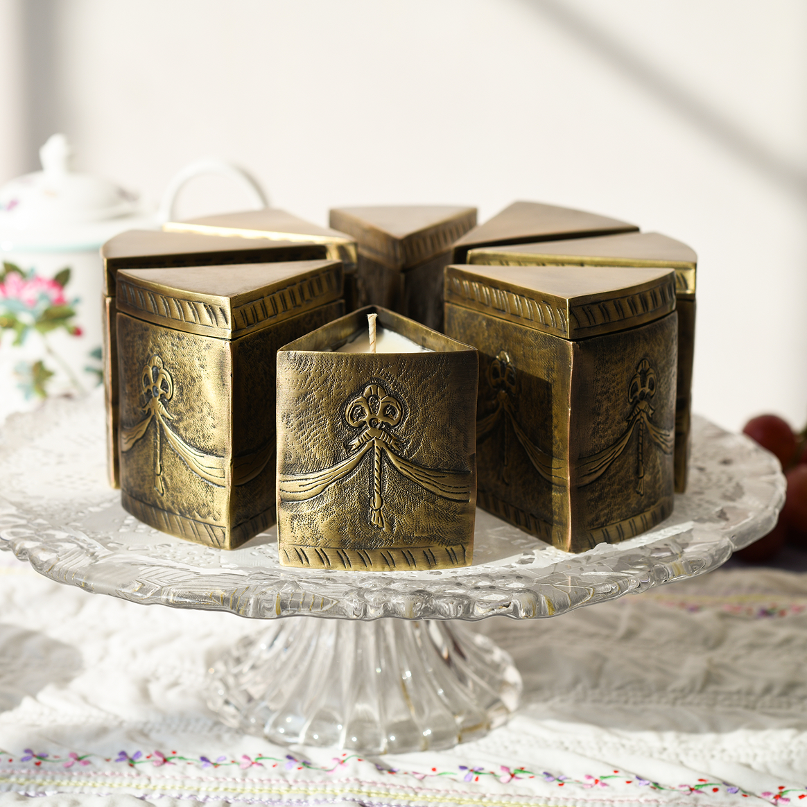 Byaas | A Piece of Cake Slice Candle, Burnished Brass