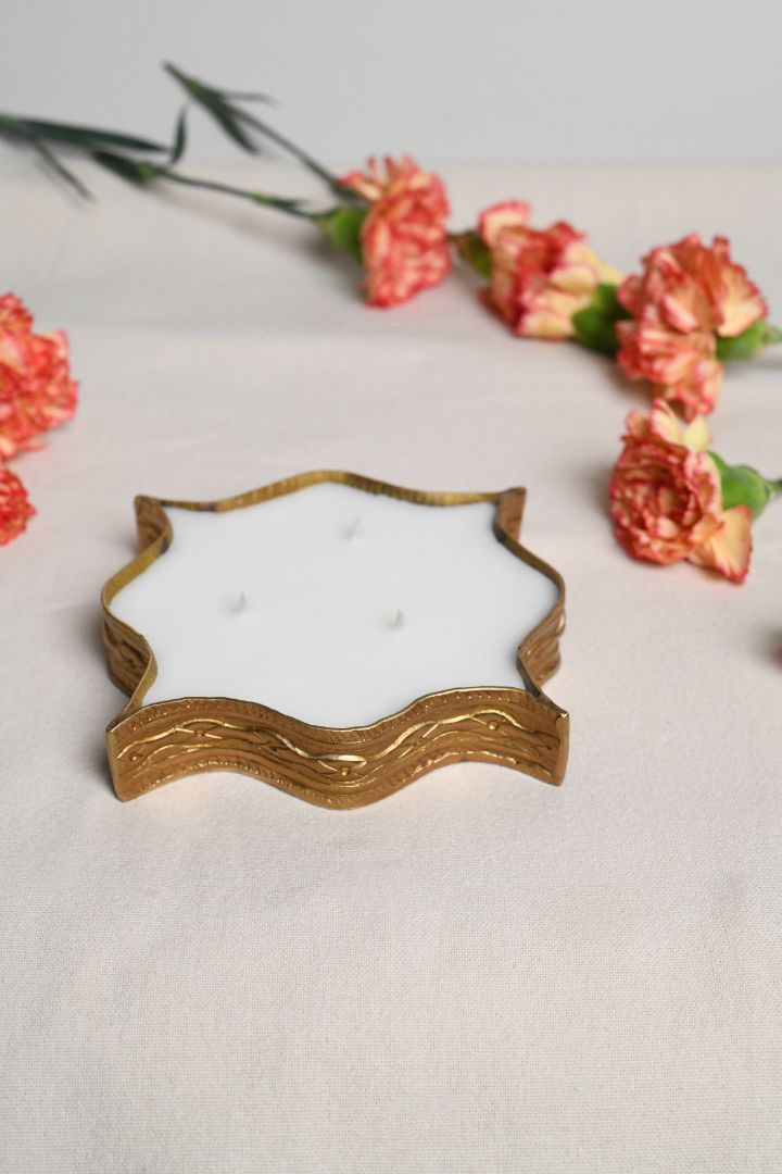 Byaas | Diya Multi-Wick Candle, Medium, Brass (view 2)