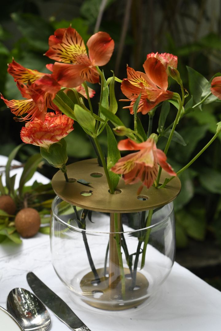 Small Brushed Brass Ikebana Vase - Contemporary Bud Flower Vase