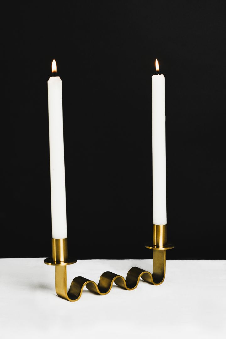 Nastro Wave Brushed Brass Double Taper Candle Holder