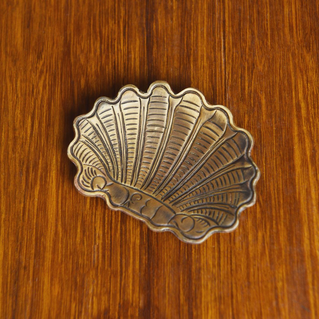 Scallop Shell Repoussé Burnished Brass Trivet & Catchall