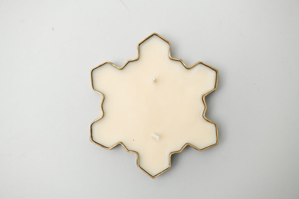 White Christmas - Snowflake Candle